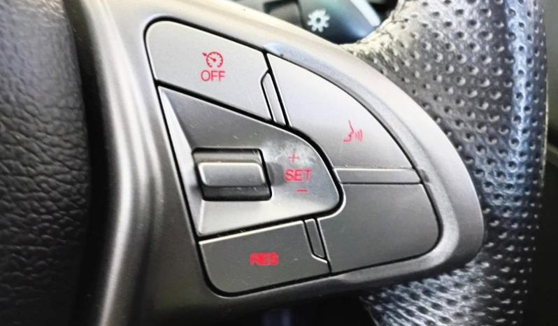 
								Mahindra Xuv300 1.5D W8 full									