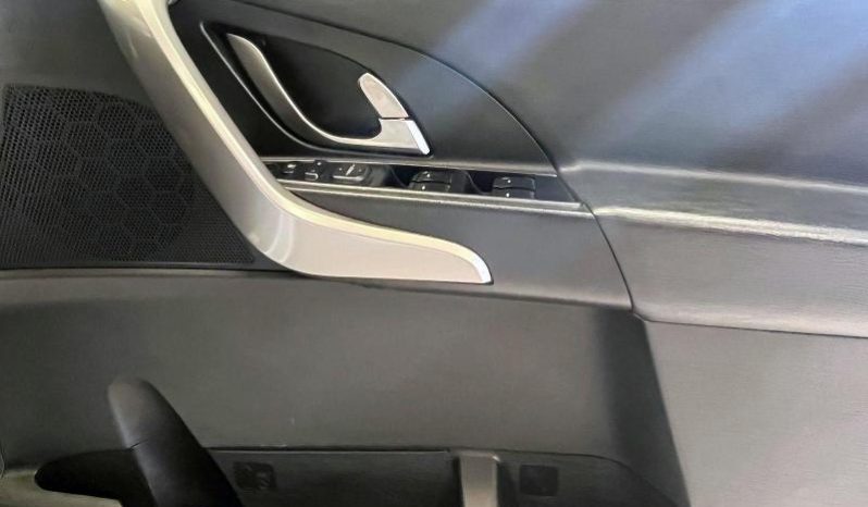 
								Mahindra Xuv500 2.2 Crde Mhawk W6 At full									
