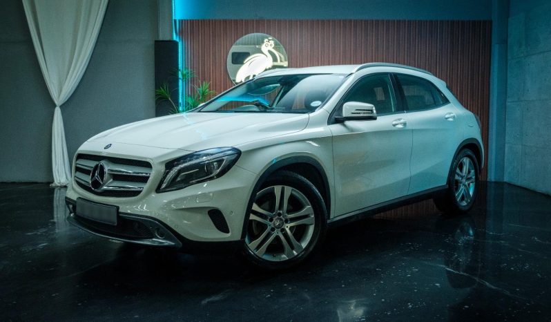 
								Mercedes Benz Gla Gla 200 Cdi 7G-Dct full									