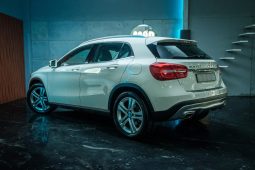 
										Mercedes Benz Gla Gla 200 Cdi 7G-Dct full									