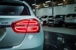 
										Mercedes Benz Gla Gla 200 Cdi 7G-Dct full									