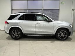 
										Mercedes Benz Gle Suv 300d 4matic 9G-Tronic full									