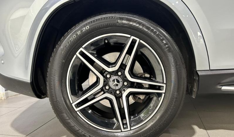 
								Mercedes Benz Gle Suv 300d 4matic 9G-Tronic full									