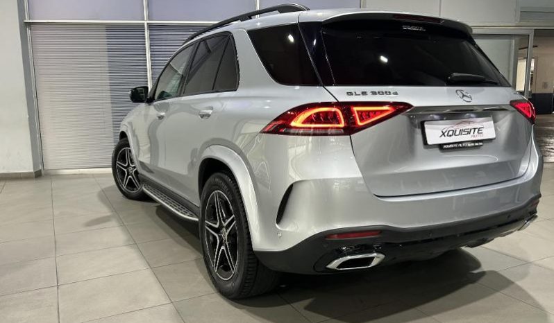 
								Mercedes Benz Gle Suv 300d 4matic 9G-Tronic full									