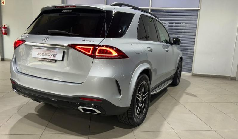 
								Mercedes Benz Gle Suv 300d 4matic 9G-Tronic full									