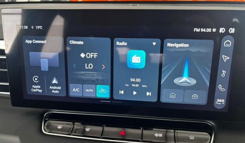 
								MG Hs 1.5T Luxury At full									
