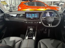 
										MG Hs 1.5T Luxury At full									
