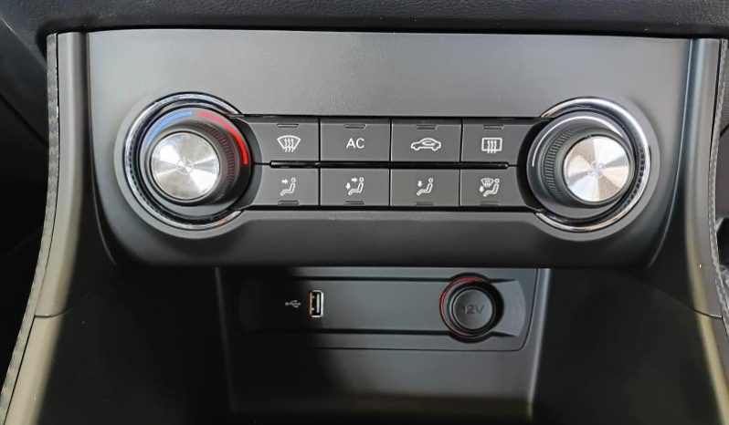 
								MG Zs 1.5 Luxury At full									