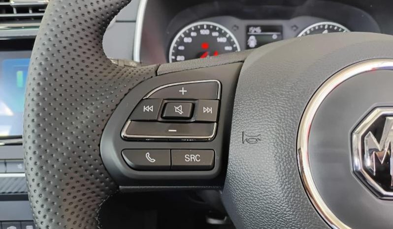 
								MG Zs 1.5 Luxury At full									