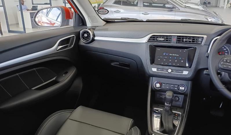 
								MG Zs 1.5 Luxury At full									