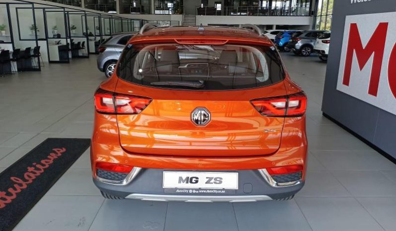 
								MG Zs 1.5 Luxury At full									