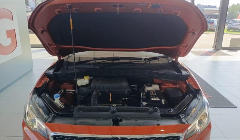 
								MG Zs 1.5 Luxury At full									