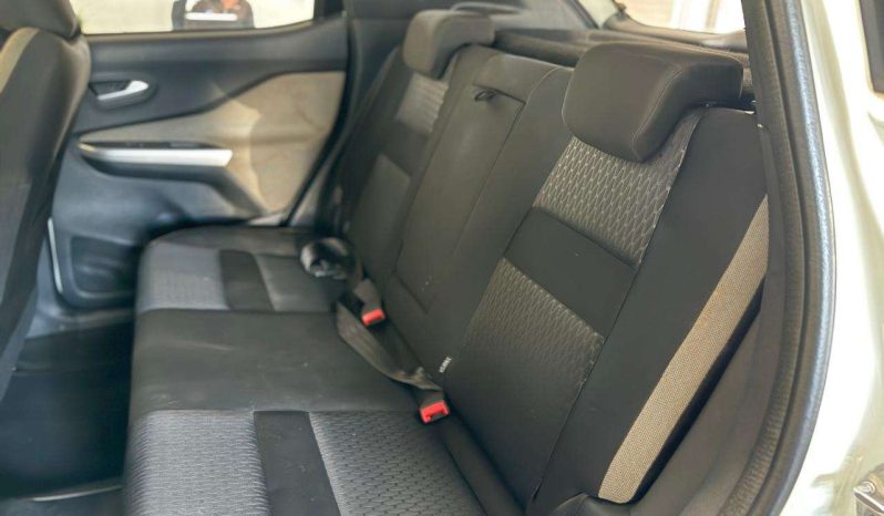 
								Nissan Magnite MAGNITE 1.0T ACENTA CVT full									