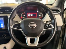 
										Nissan Magnite MAGNITE 1.0T ACENTA CVT full									