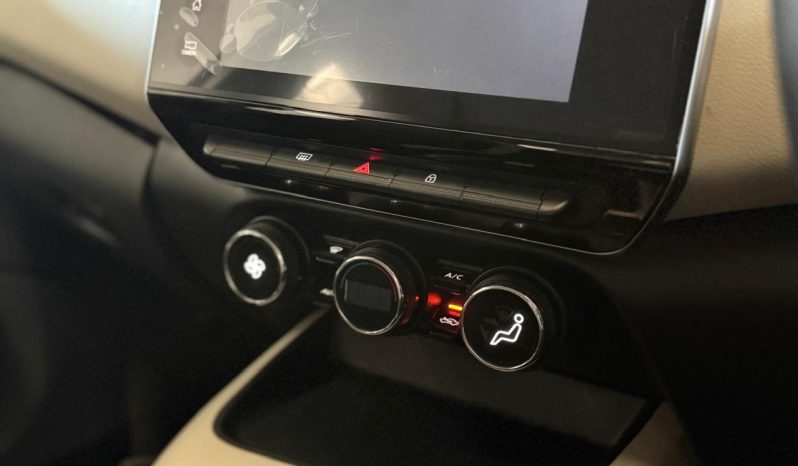 
								Nissan Magnite MAGNITE 1.0T ACENTA CVT full									