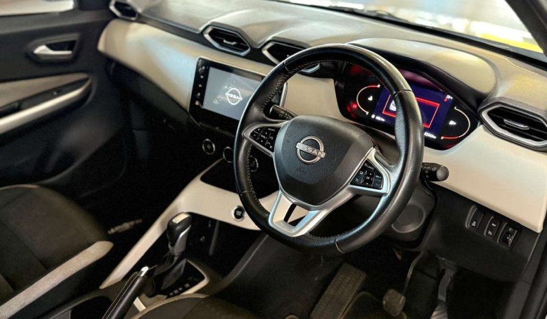 
								Nissan Magnite MAGNITE 1.0T ACENTA CVT full									
