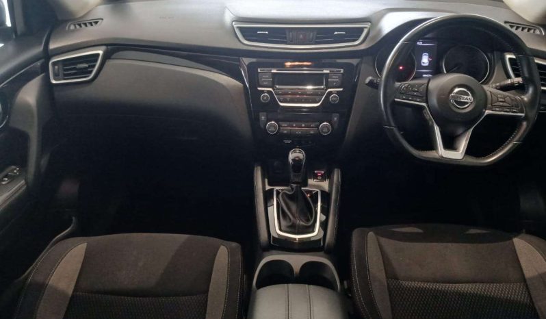 
								Nissan Qashqai QASHQAI 1.2T ACENTA CVT full									