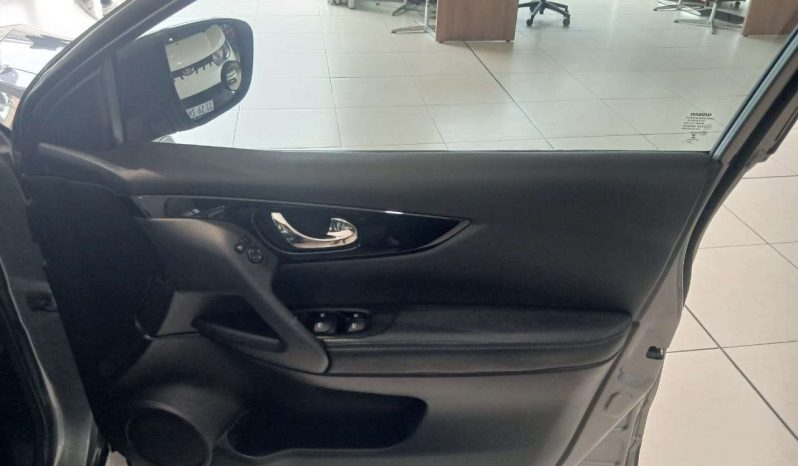 
								Nissan Qashqai QASHQAI 1.2T ACENTA CVT full									