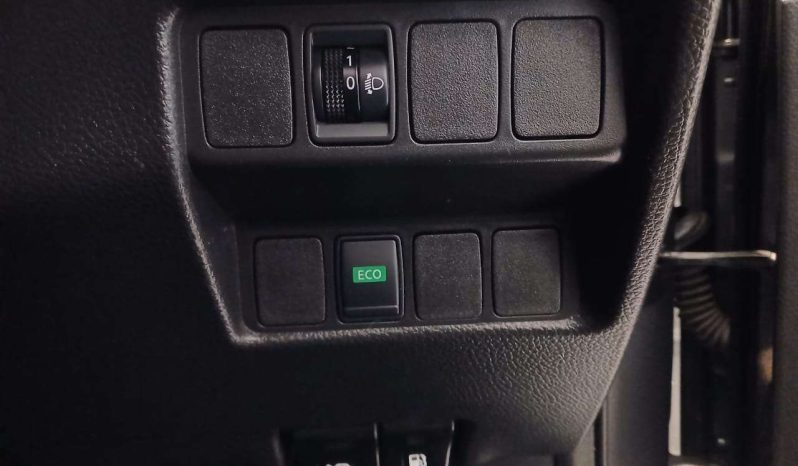 
								Nissan Qashqai QASHQAI 1.2T ACENTA CVT full									