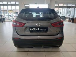 
										Nissan Qashqai QASHQAI 1.2T ACENTA CVT full									