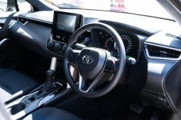 
										Toyota Corolla Cross 1.8 Xi full									