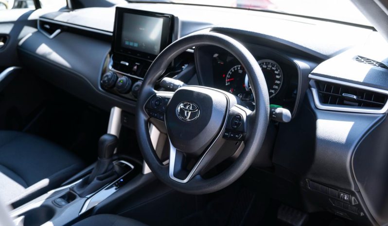 
								Toyota Corolla Cross 1.8 Xi full									