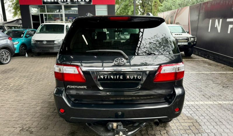 
								Toyota Fortuner 3.0 D-4D R/body At full									