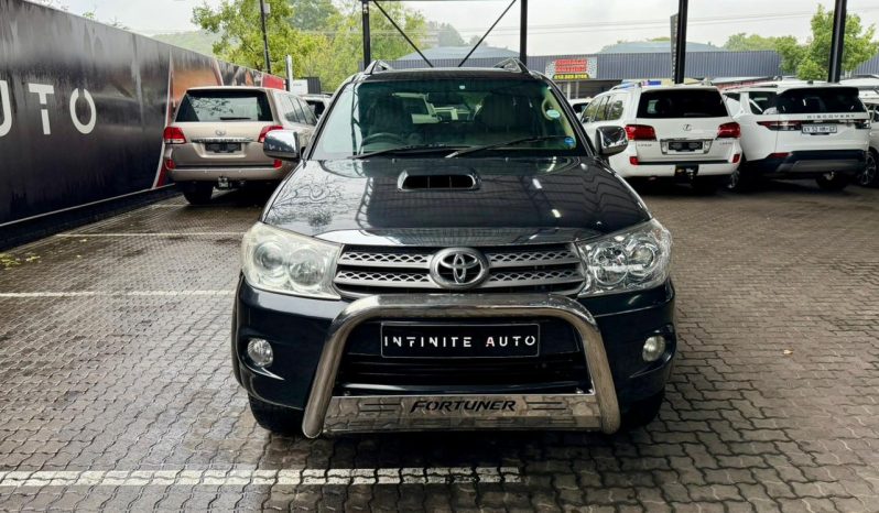 
								Toyota Fortuner 3.0 D-4D R/body At full									