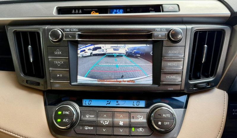 
								Toyota Rav4 2.2 D Vx 4X4 At full									