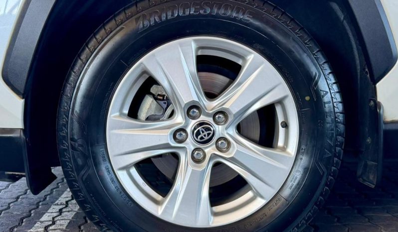 
								Toyota Rav4 2.5 Gx Hybrid Cvt full									