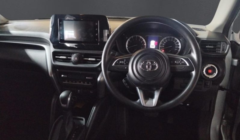 
								TOYOTA URBAN CRUISER 1.5 XR AT full									