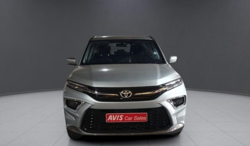 
								TOYOTA URBAN CRUISER 1.5 XR AT full									