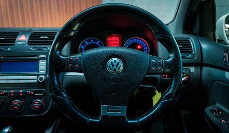 
								Volkswagen Golf 2.0 Gti Dsg full									