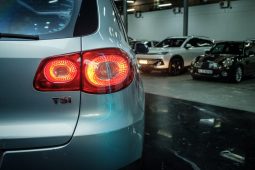 
										Volkswagen Tiguan 1.4 Tsi Trend + Fun 4motion full									