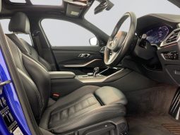 
										BMW 3 Series Sedan 320d M Sport Steptronic full									
