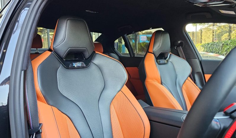 
								BMW M5 Sedan Phev Awd full									