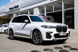 
										BMW X7 M50d full									