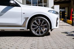 
										BMW X7 M50d full									
