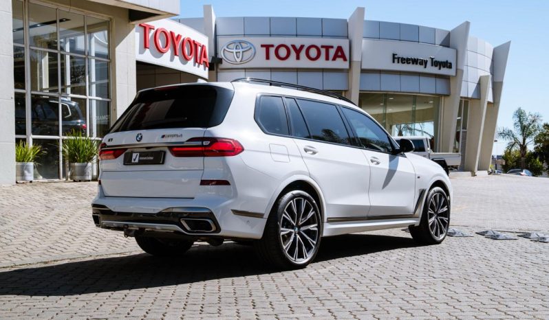 
								BMW X7 M50d full									