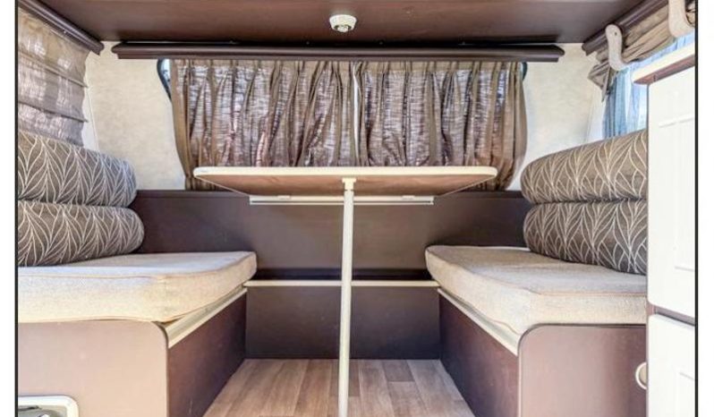 
								Caravan Jurgens Fleetline full									