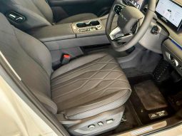 
										Chery Tiggo 8 CSH 1.5T Csh Apex Dht full									