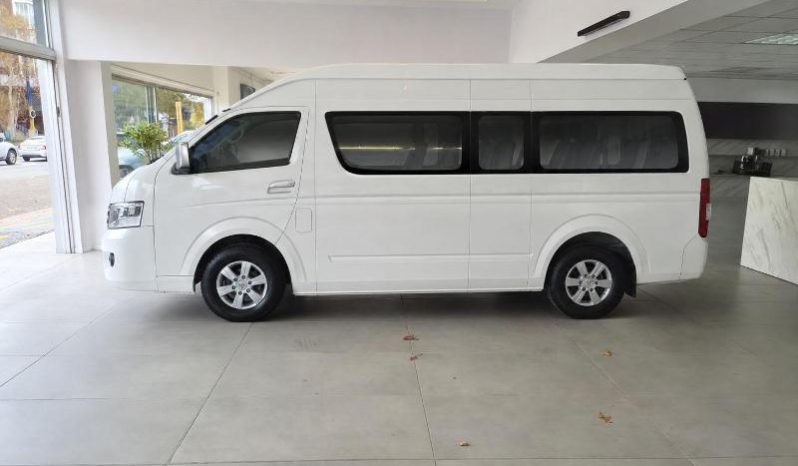 
								Foton View 2.0 Luxury Minibus full									