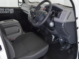 
										Foton View 2.8 Minibus full									
