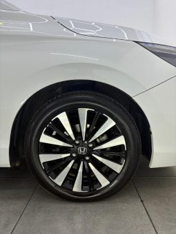 
										Honda Ballade 1.5 Rs Cvt full									