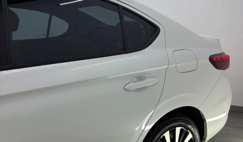 
								Honda Ballade 1.5 Rs Cvt full									