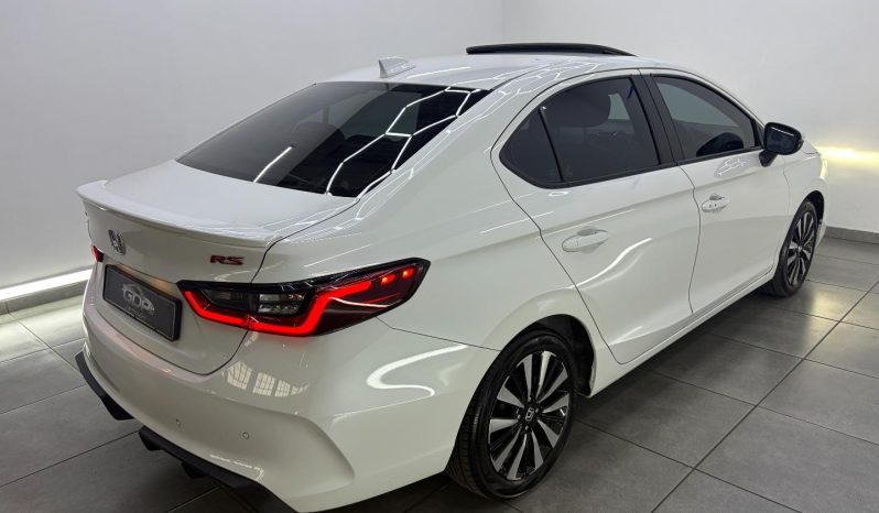 
								Honda Ballade 1.5 Rs Cvt full									