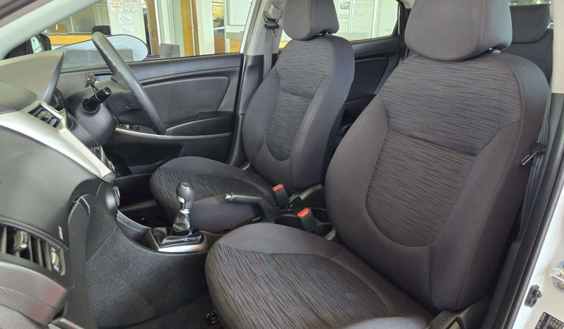 
								Hyundai ACCENT 2000 – ON ACCENT 1.6 GL/MOTION full									