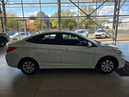 
										Hyundai ACCENT 2000 – ON ACCENT 1.6 GL/MOTION full									