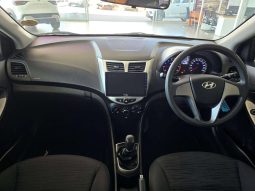 
										Hyundai ACCENT 2000 – ON ACCENT 1.6 GL/MOTION full									