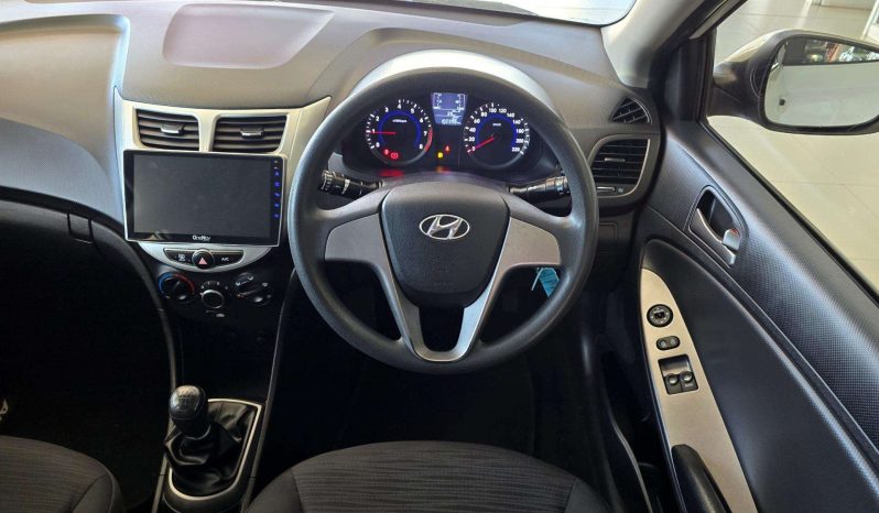 
								Hyundai ACCENT 2000 – ON ACCENT 1.6 GL/MOTION full									